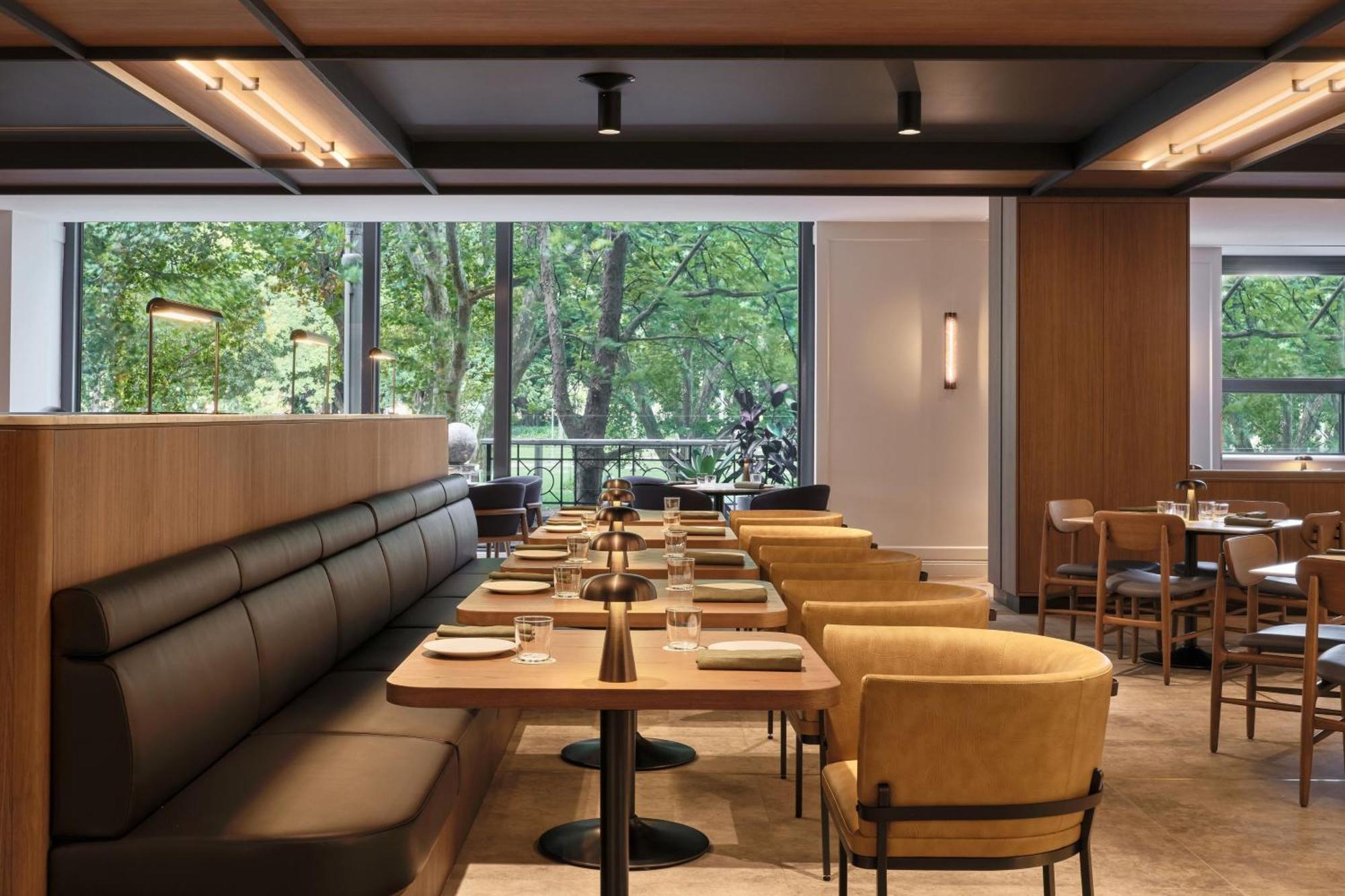 Sheraton Grand Sydney Hyde Park Exteriör bild Interior of the restaurant